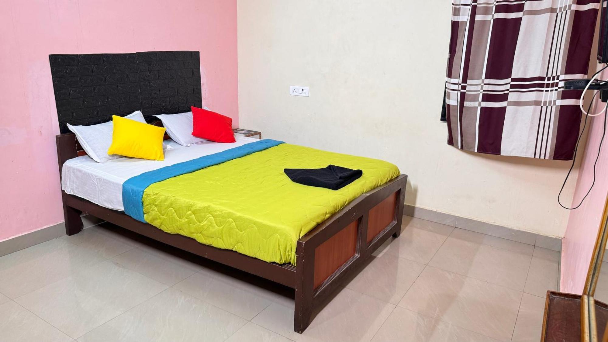 Dwaraka Residency Hotel Mahabalipuram Buitenkant foto